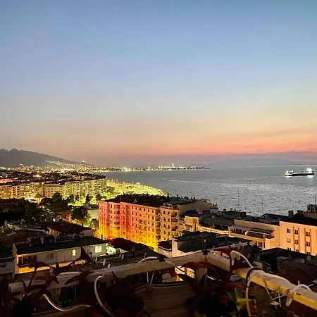 View Of Izmir. Sweet & Silent House. Apartman *
