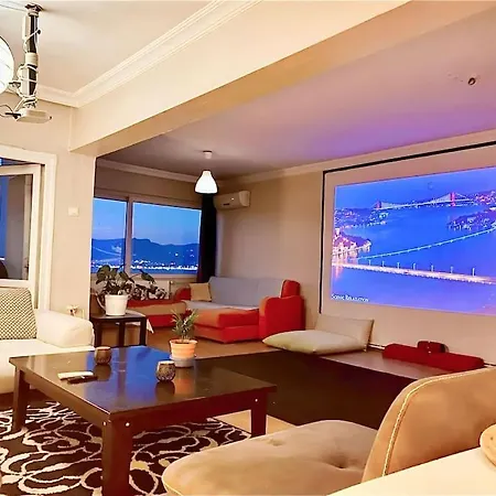 Apartment View Of Izmir. Sweet & Silent House. *