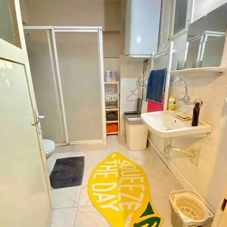 Apartman View Of Izmir. Sweet & Silent House. İzmir