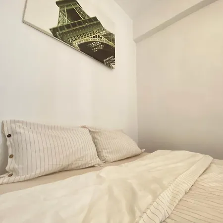 Apartman View Of Izmir. Sweet & Silent House. *